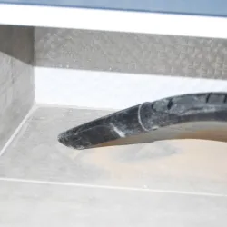 limpieza profesional fonteclean aspirando